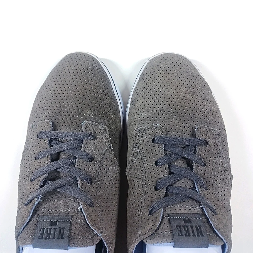 Nike Braata Lite Gray Suede Sneakers Casual Shoes Women's Size 9 Trainers